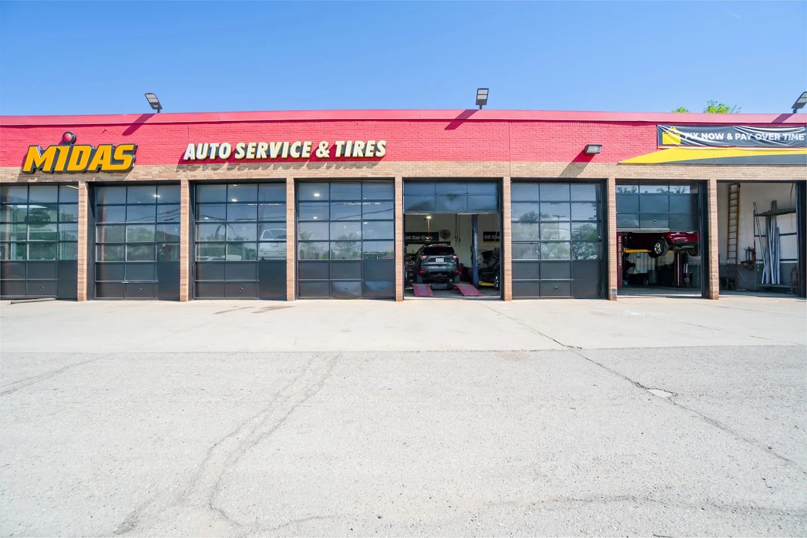 Midas Southfield storefront at 26939 Greenfield Rd, Southfield, MI 48076
