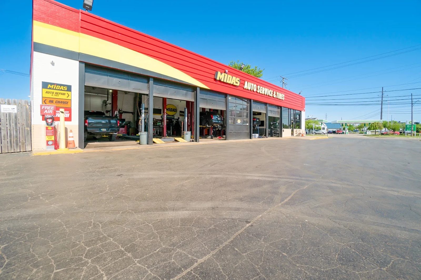 Midas Southfield storefront at 24945 Telegraph Rd, Southfield, MI 48034